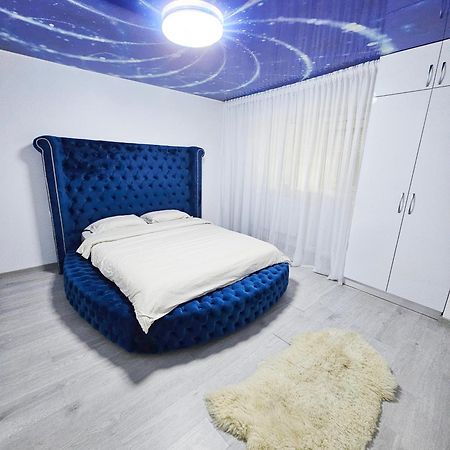 Blue Apartament Brăila Exteriör bild